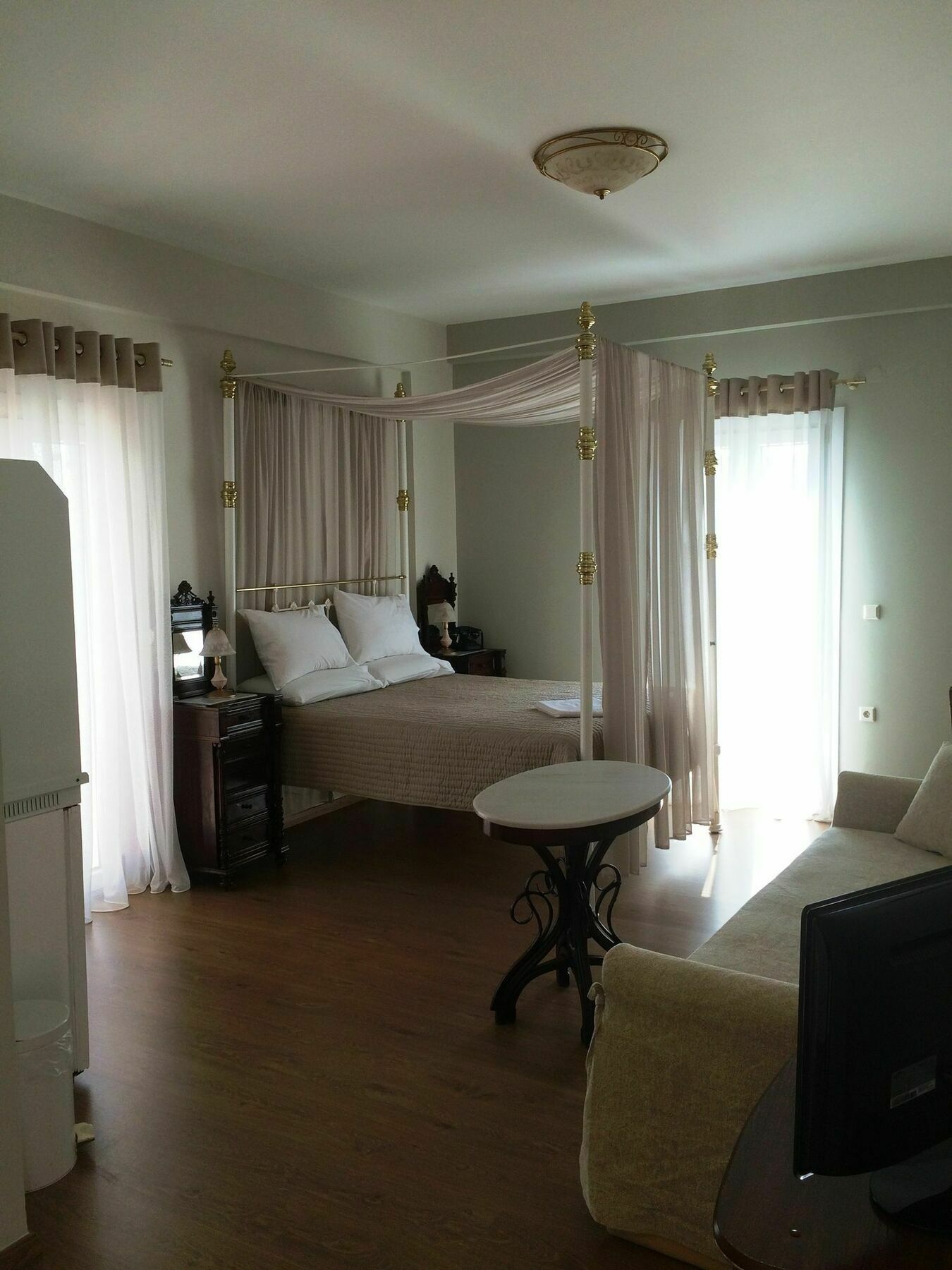 Emilia Luxury Apartments Mégas Yialós-Nítes Buitenkant foto